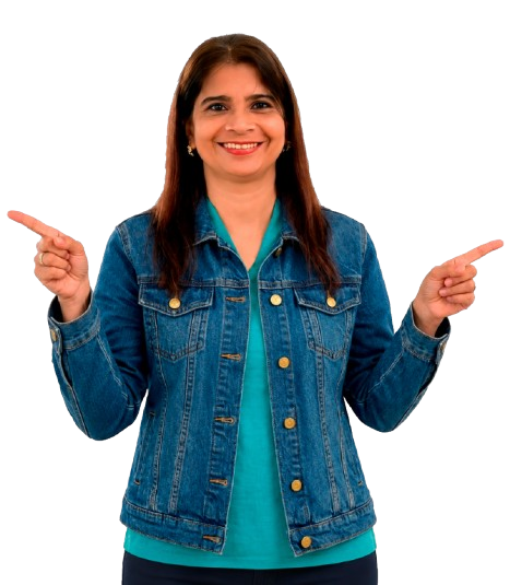 Diana Buendía señalando los servicios y soluciones digitales
